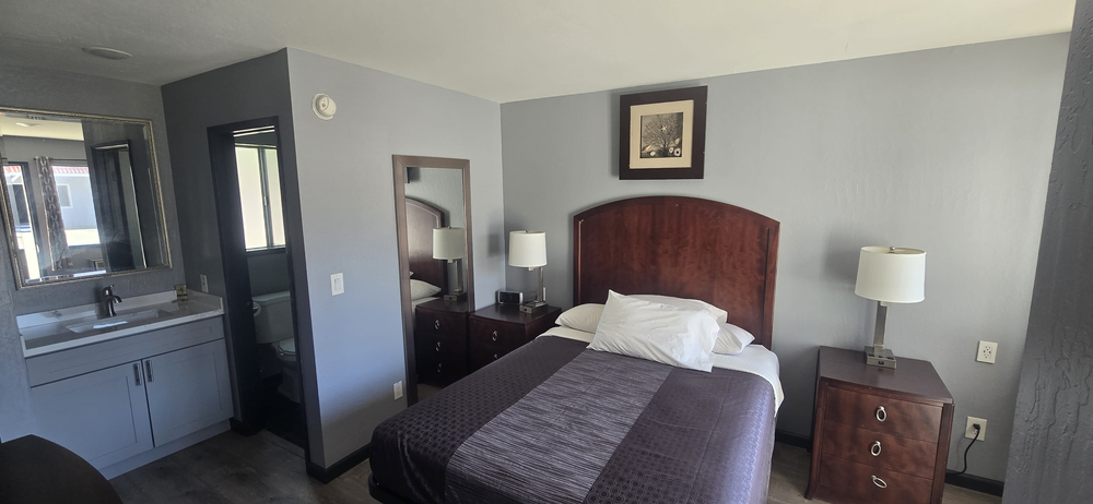 Wine Country Inn Lodi - Guest Room
