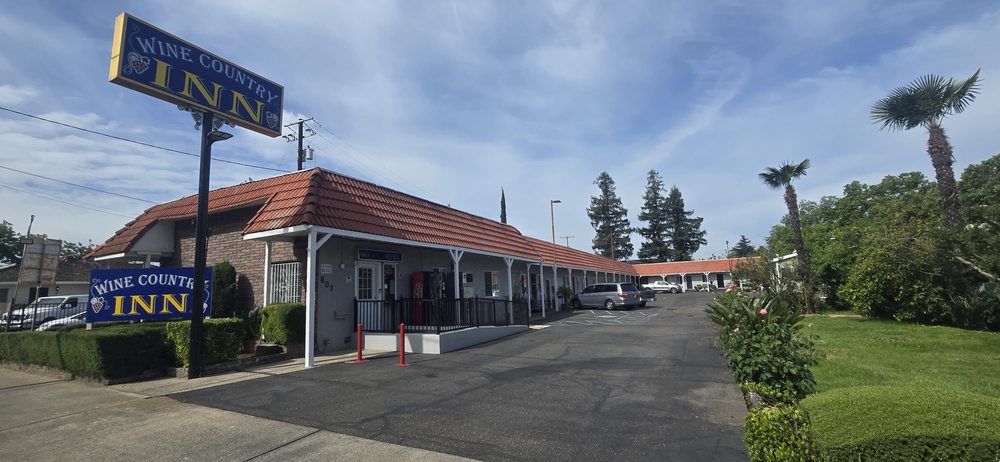 Wine Country Inn Lodi - Exterior