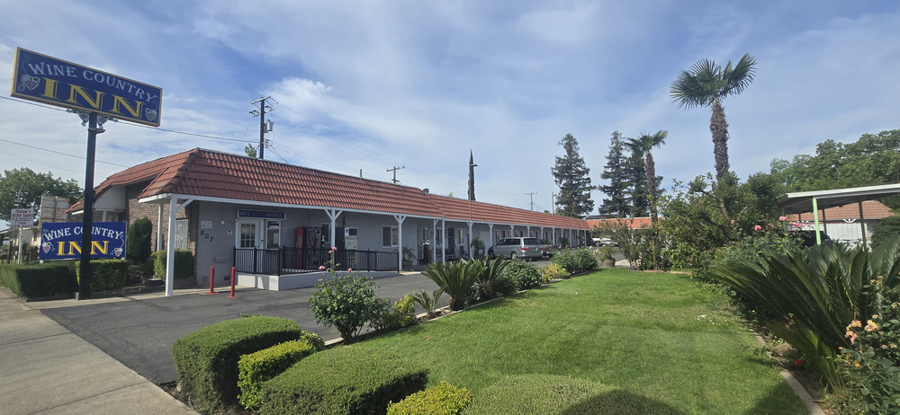 Wine Country Inn Lodi - Exterior