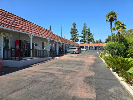Wine Country Inn - Exterior