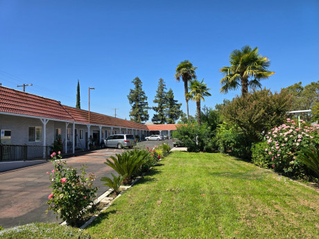 Wine Country Inn - Exterior
